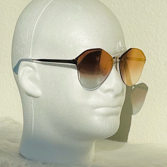 PRADA Butterfly Sunglasses - Gold Frames w/ Brown to Smoke GRADIENT Oversized - Picture 4 of 17